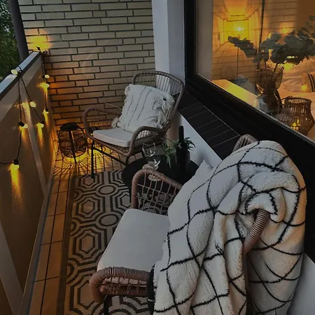 Strandnahes Design-apartment Mit Balkon, Parkplatz&netflix Büsum