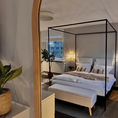 Seaside - Design-apartment Mit Balkon & Parkplatz - Inklusive Strandkorb Direkt Am Wasser Und & Sauna Saisonal דירה בוסום